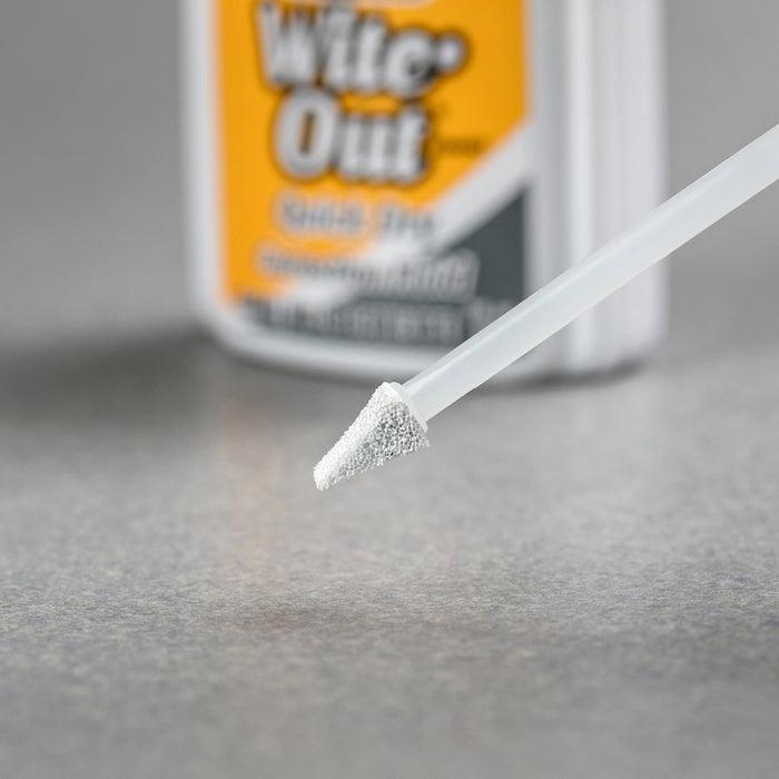 BIC Wite-Out Quick Dry Correction Fluid, White, 20ml Bottle, 12/Box (WOFQD12-WHI)